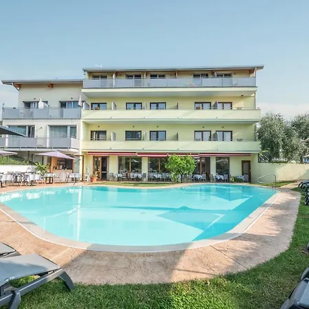Alessandra Hotel