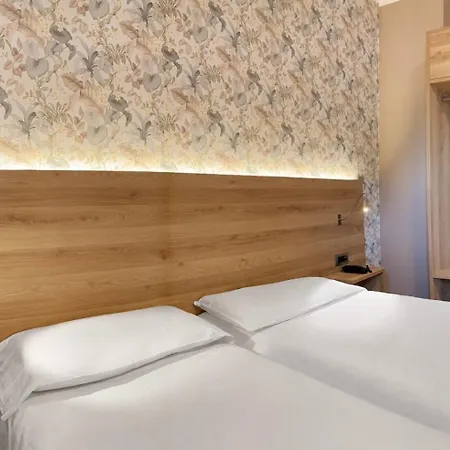 Hotel Alessandra 2*