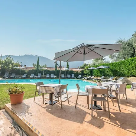 Alessandra Hotel