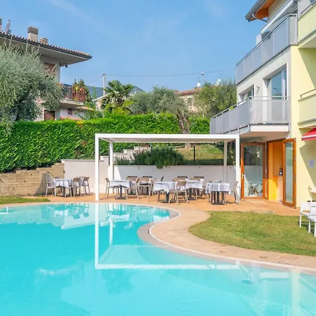 Alessandra Hotel Garda (Verona)